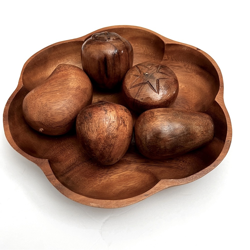 Vintage MCM Genuine Monkey Pod Wooden Bowl with 5-Piece Wood Fruit Home …